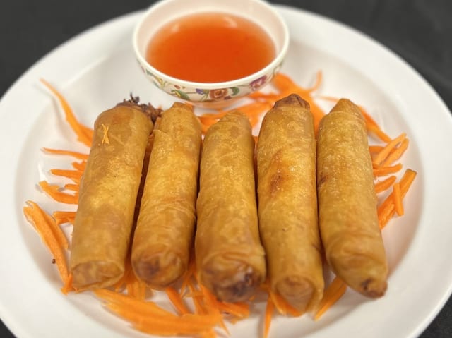 2. Egg Roll (5 Pcs).