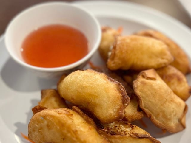 3. Crab Ragoon (6 Pcs).