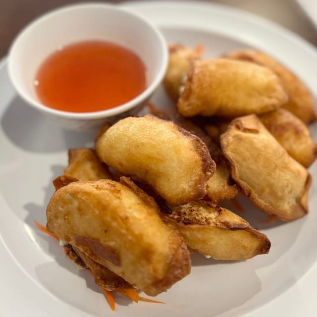 3. Crab Rangoon (6 Pcs).